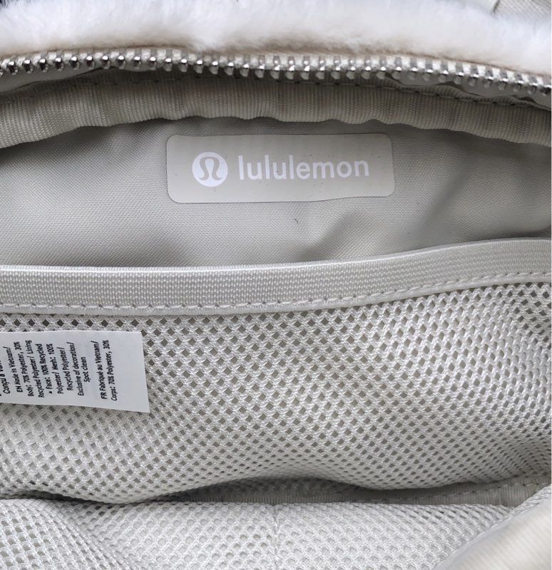 Lululemon Cream White Fleece Everywhere Belt Bag Adjustable Silver Hardware