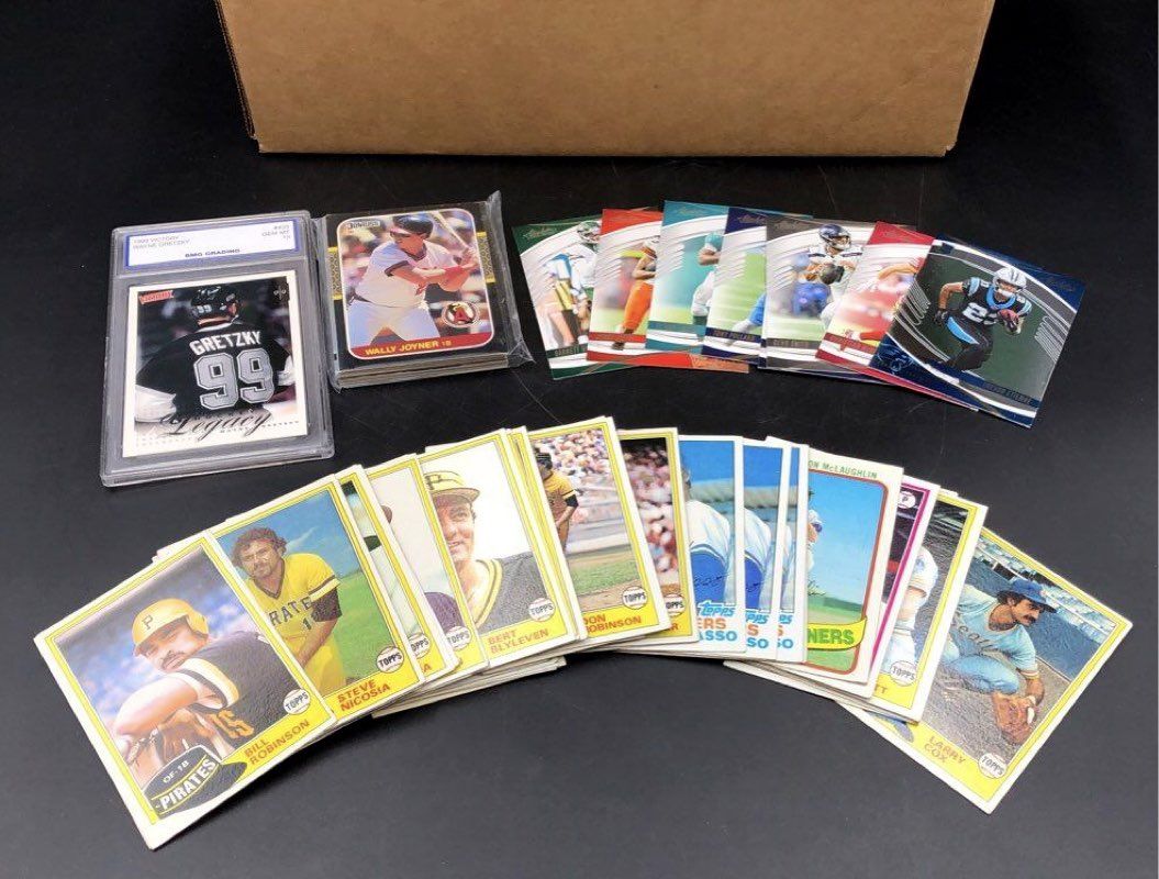 Wayne Gretzky Graded Card + Large 12lb Sports Card Lot Baseball Football Hockey