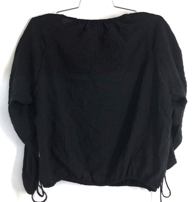ASTR the Label Women's Black Puff Sleeve V-Neck Textured Blouse Top Sz M