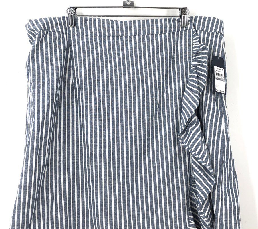 NWT Rachel Roy Women's Navy White Striped Wrap Skirt - Size 1X