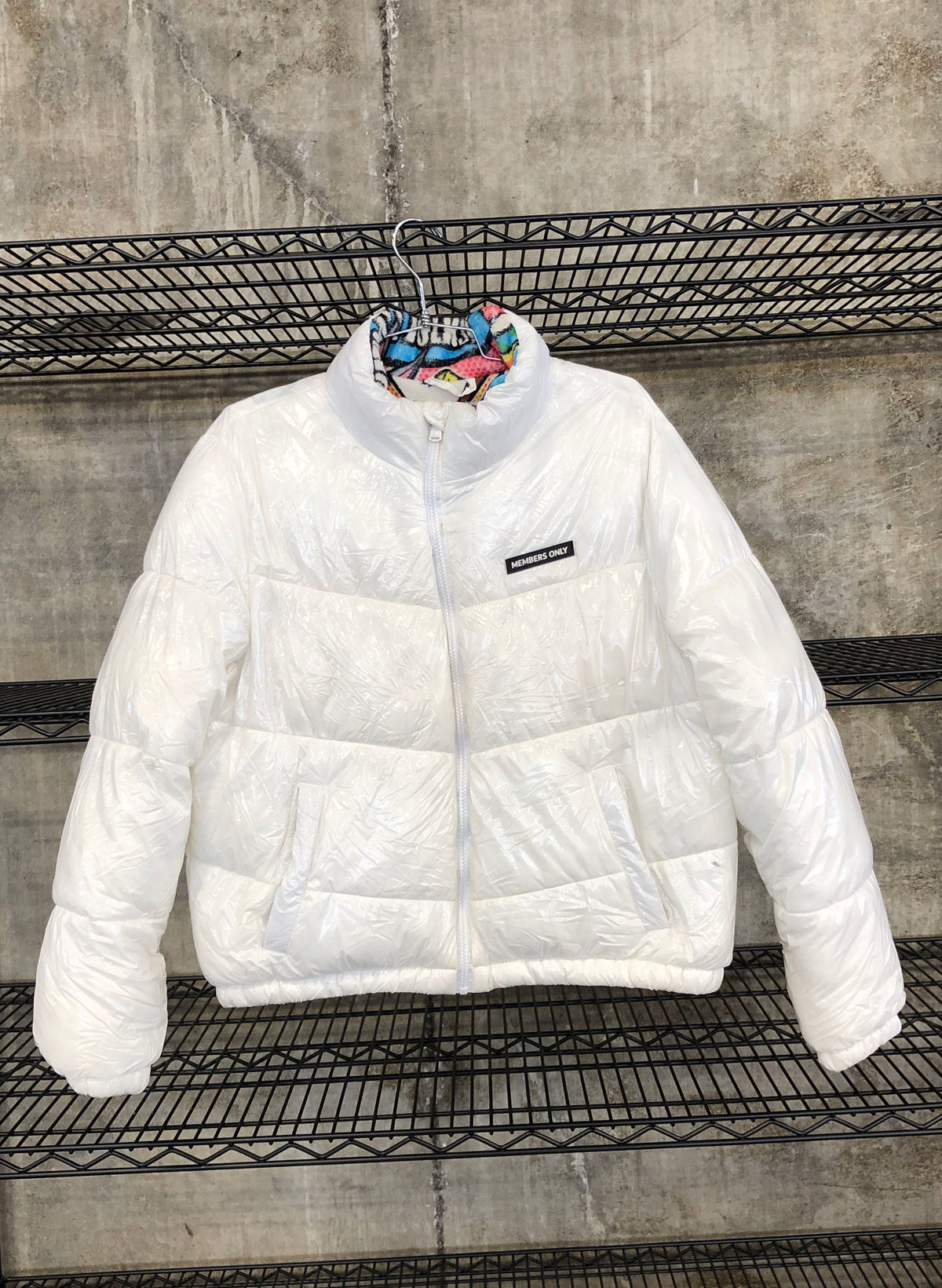 Members Only Looney Tunes Men's Reversible Puffer Jacket White Comic XL