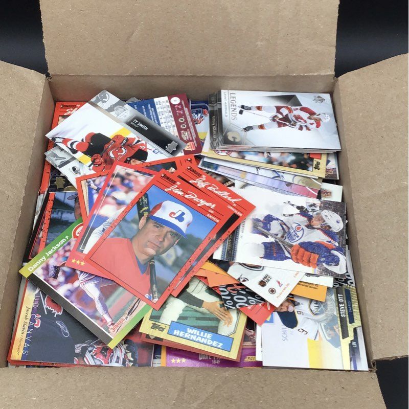 16.2 lbs. Lot Of Football NFL, NBA, NHL, MLB WWE Cards. Medium Box, Unsorted