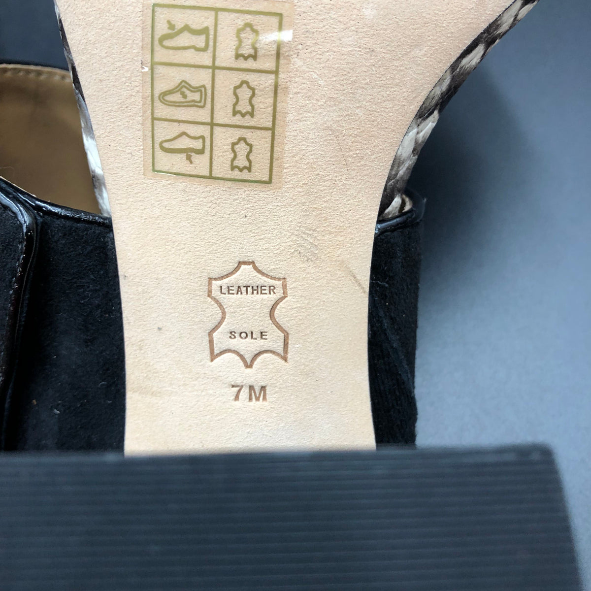 Tory Burch Black Suede Snakeskin Block Heel Sandals Size 7 COA