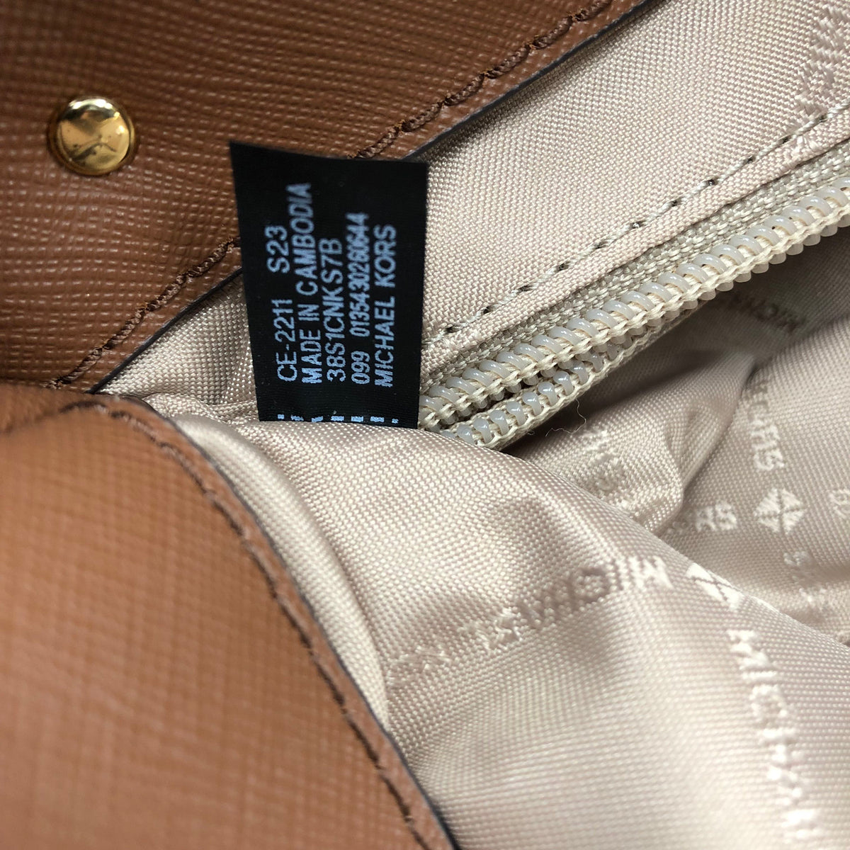 Michael Kors Ivory Brown Jet Set Logo Shoulder Satchel Bag Gold Hardware COA