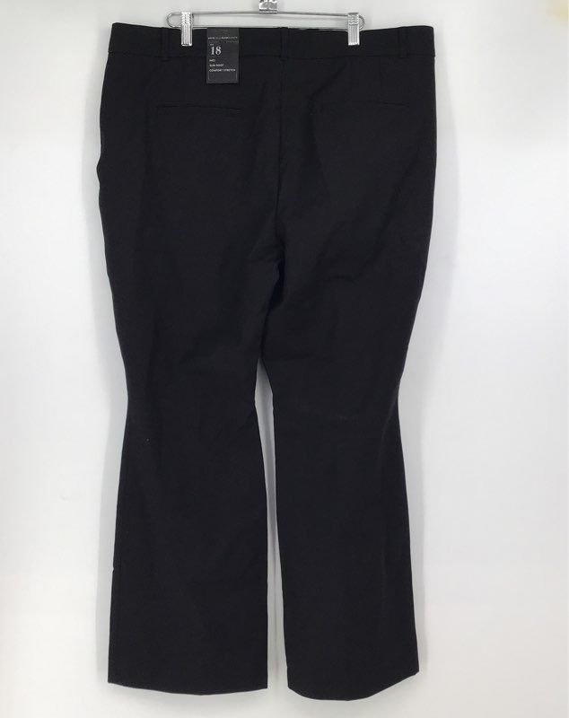 NWT White House Black Market Women&#39;s Black Slim Bootcut Leg Dress Pants - Sz 18R