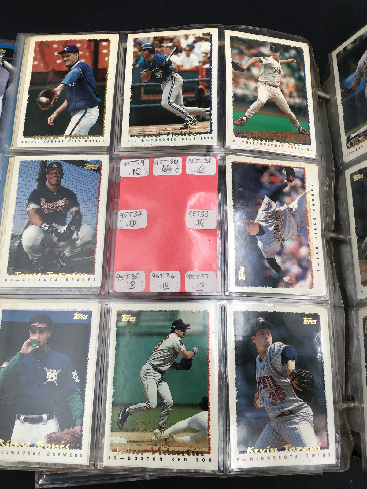 Lot of Topps Baseball MLB Cards. Medium Box, Unsorted