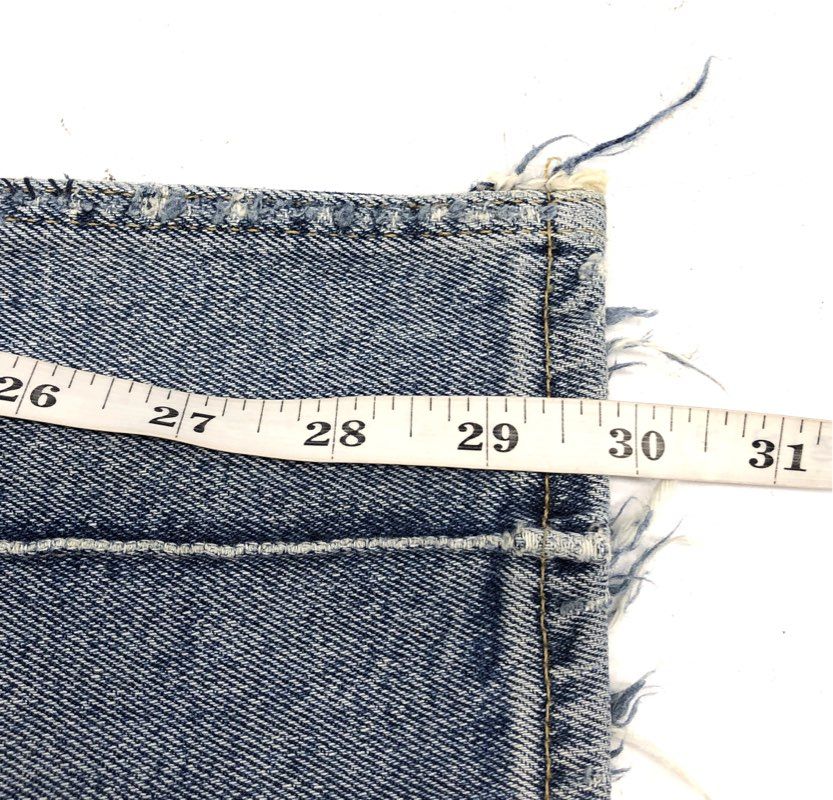 Levi's Women's 721 Vintage High Rise Skinny Blue Distressed Seam Jeans Sz 28
