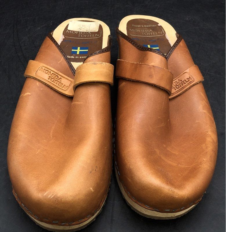 Moheda Toffeln Women's Lotta Brown Clog Shoes