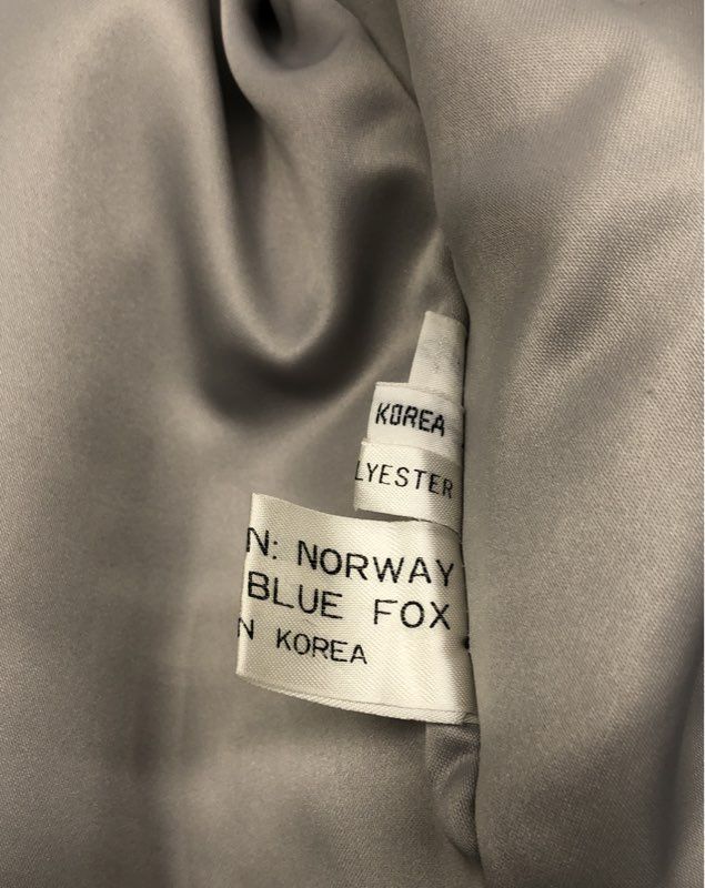 Vintage 90s Saga Fox Women's Natural Blue Fox Fur Coat Jacket Norway Cream