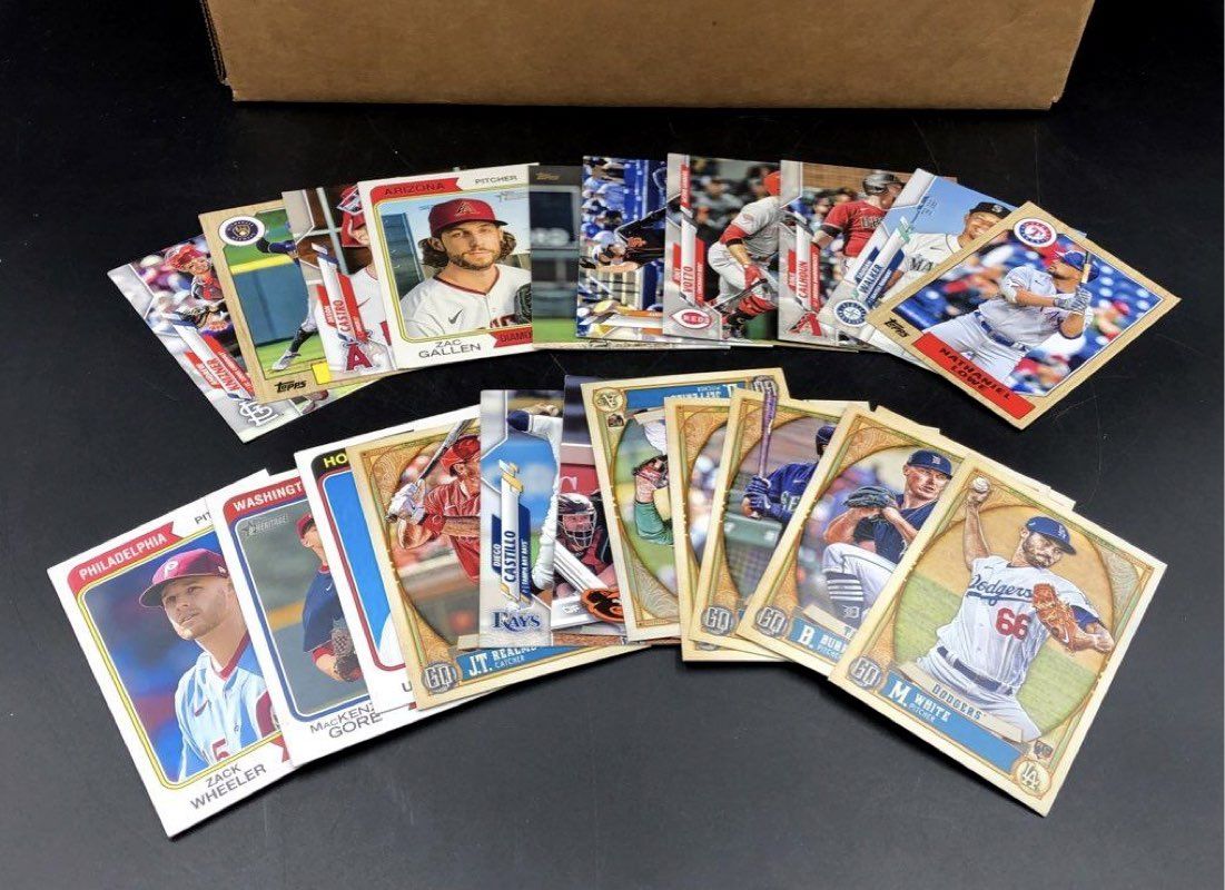 Wayne Gretzky Graded Card + Large 12lb Sports Card Lot Baseball Football Hockey