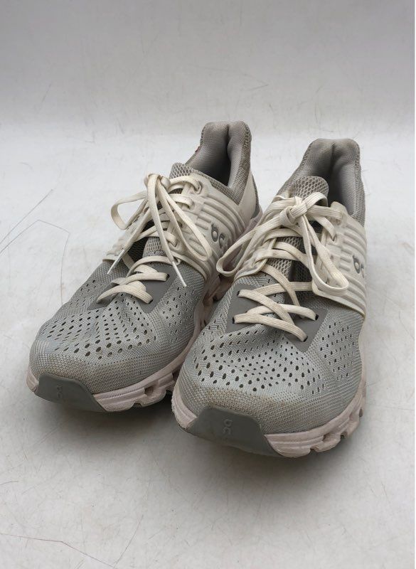 On Cloud Women&#39;s Gray Athletic Shoes - Size 9