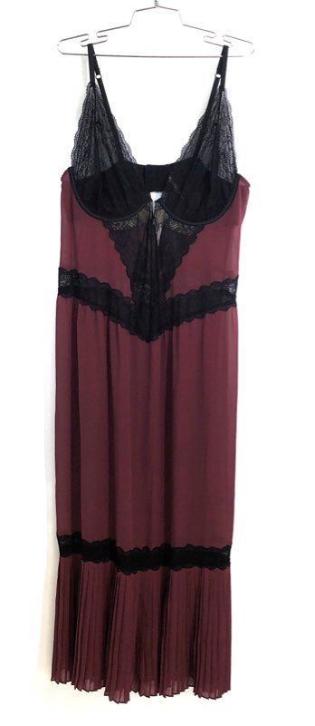Sophie Theallet for Cacique Women's Lingerie Slip Red Lace Pleated Sz 18/20 NWT