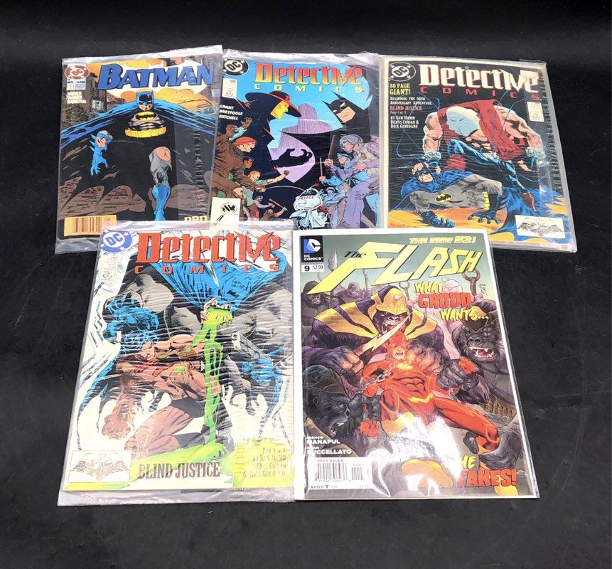 Comic Book Lot DC Comics 1980s-2010s Superhero Batman Flash 25 Comics