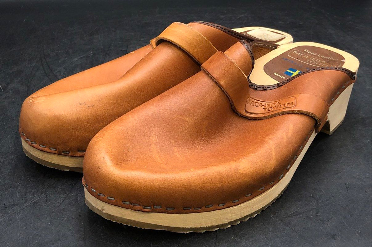 Moheda Toffeln Women's Lotta Brown Clog Shoes