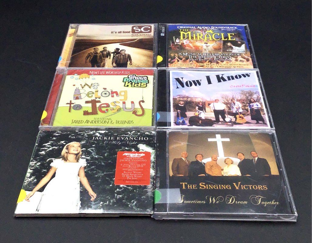 Garth Brooks, O Holy Night - Jackie Evancho And More Music CDs Lot