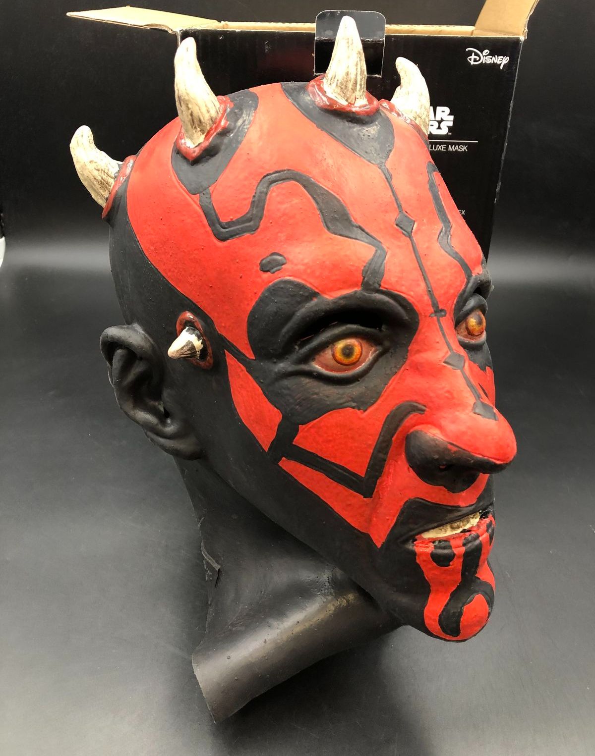 Disney Star Wars The Phantom Menace Deluxe Darth Maul Overhead Mask with Box