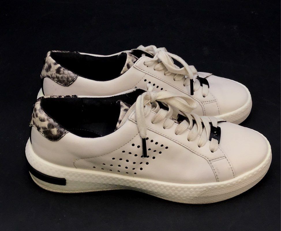 Michael Kors Women's White Leather Athletic Shoes - Size 8M
