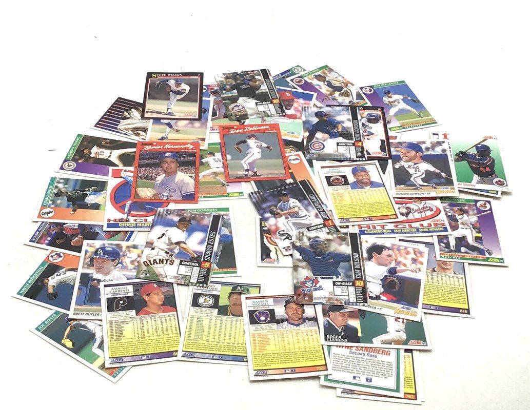 4.3 lbs. Lot of Baseball MLB Cards. Medium Box, Unsorted