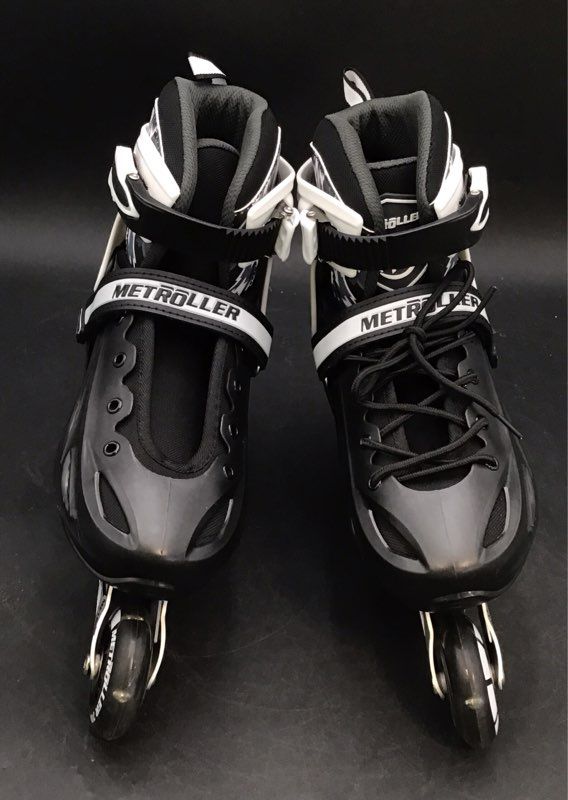 Metroller Boys Black White Roller Skates - Size 4-7