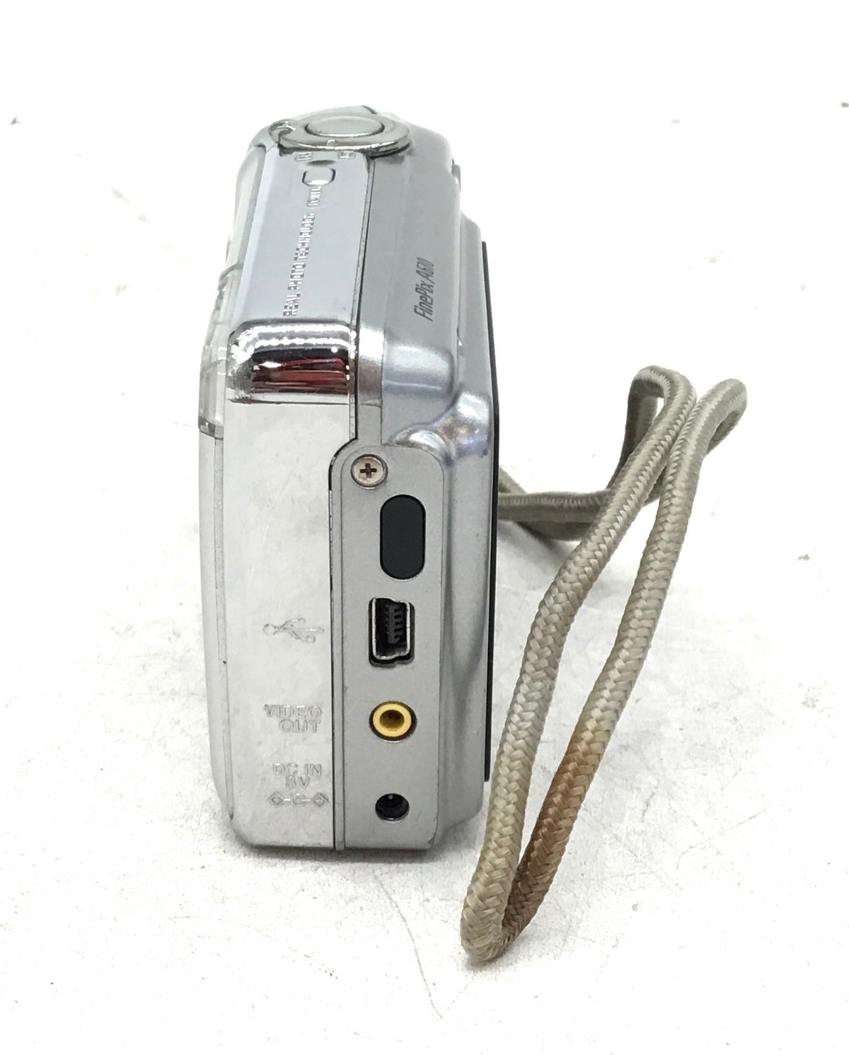 Fujifilm FinePix A610 6.3 MP Point & Shoot Digital Camera