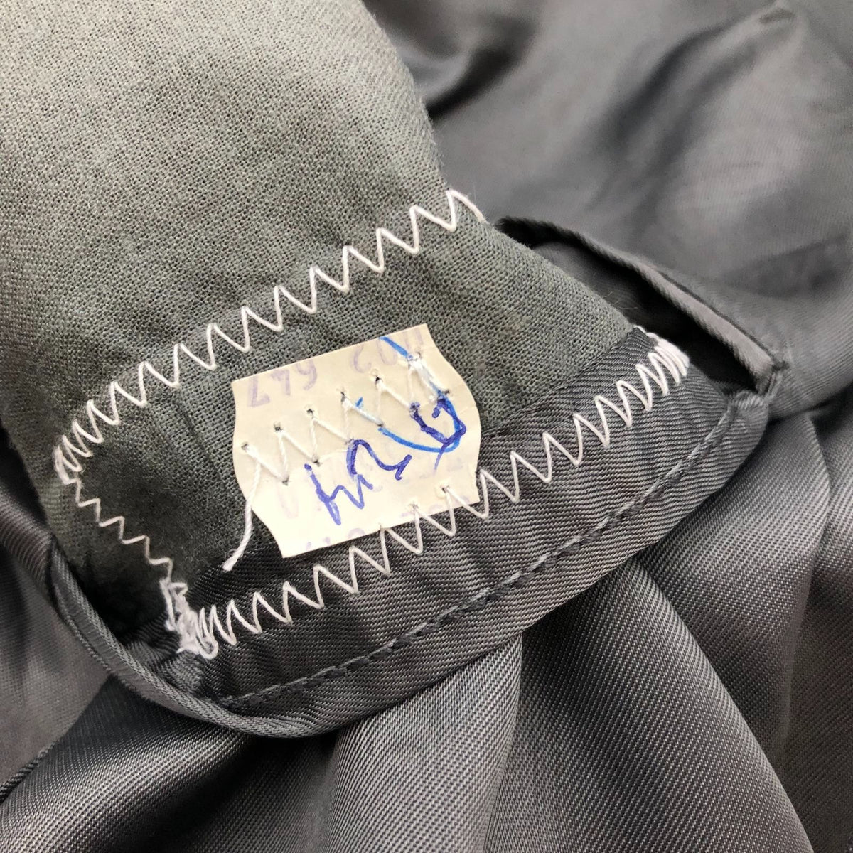 Yves Saint Laurent Men's Designer Grey Suit Jacket - Approx. Size M (+COA)