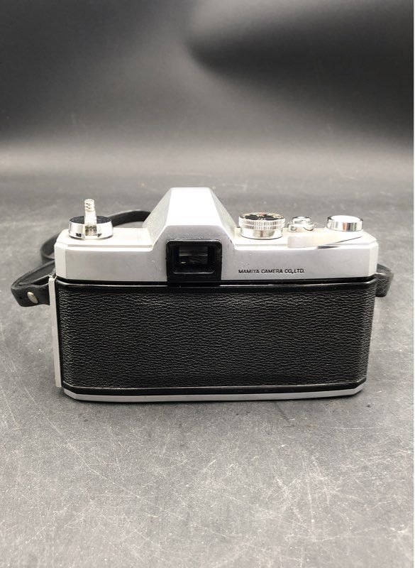 Mamiya Sekor 500 DTL Film 35mm Camera With Accessories