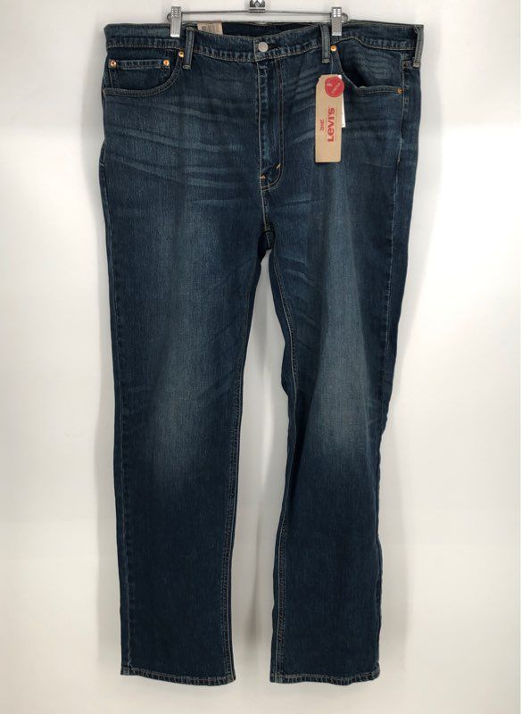 NWT Levi&#39;s 541 Straight Jeans - Size 42X36