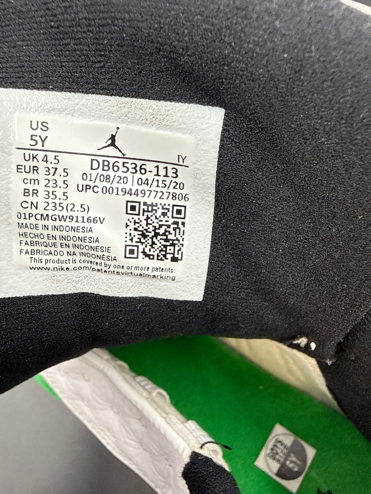 Nike Air Jordan 13 Retro Lucky Green White Black Size 5Y COA