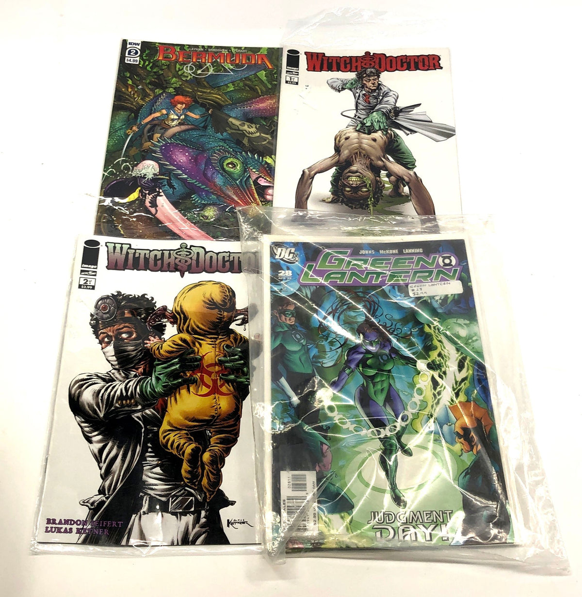 Comic Book Lot DC Dark Horse Image IDW Modern Age Fantasy Sci-Fi 25 Comics