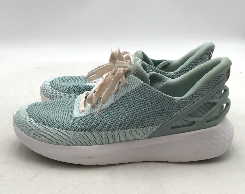 Kizik Women&#39;s Light Blue Lace-Up Low-Top Athletic Shoes - Size 10.5