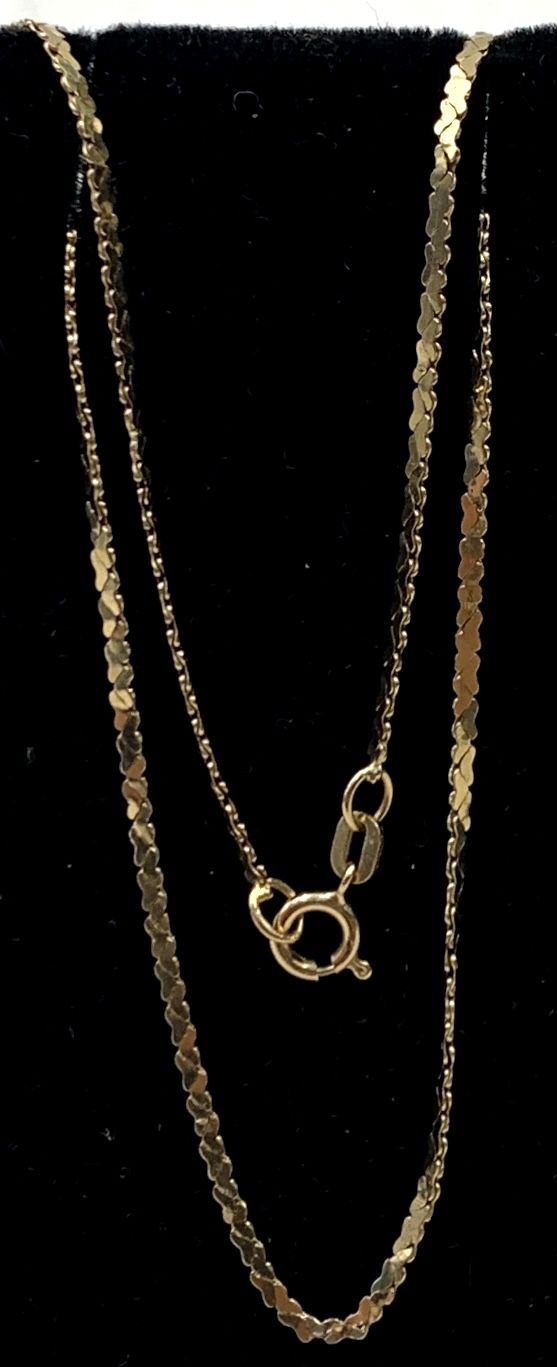 Fabulous 14K Gold Serpentine Necklace 3.2g