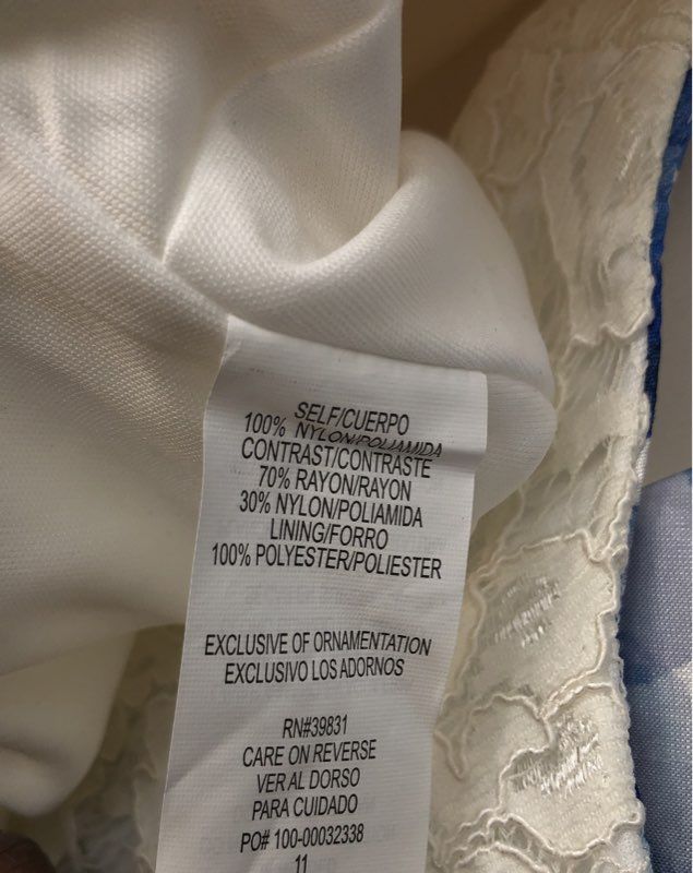 NWT My Michelle Women's Ivory Cropped Blouse - Size 11