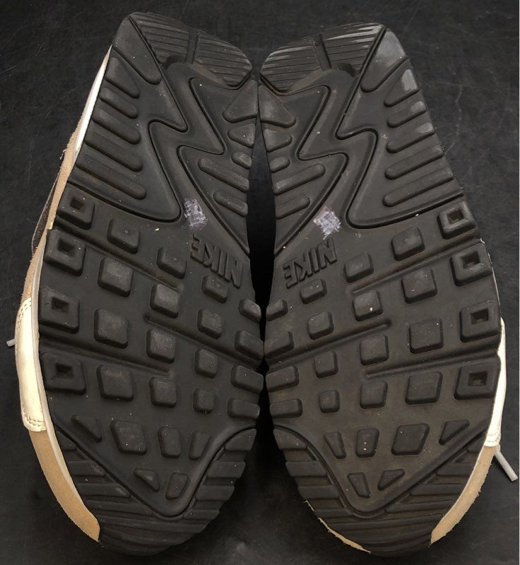 Nike Air Max 90 Terrascape Rattan Khaki Phantom Sneakers Womens Size 9