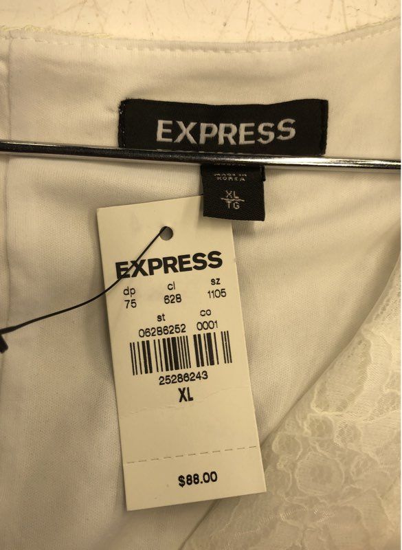 NWT Express Women's White Blouse - Size XL