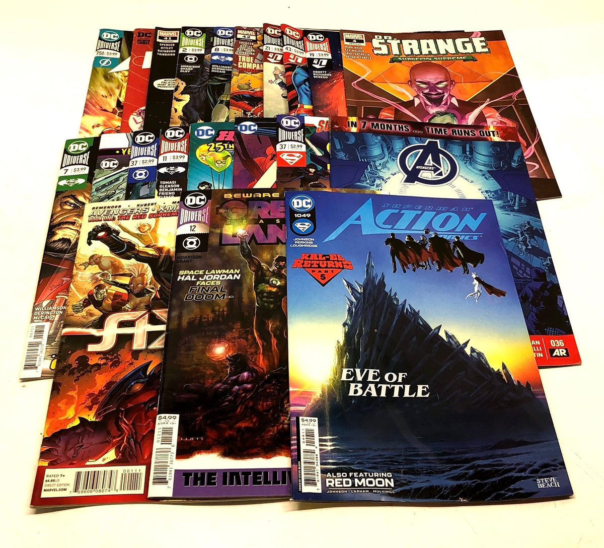 Marvel DC Comic Book Lot 2010s-2020s Modern Age Superhero 21 Comics Avengers