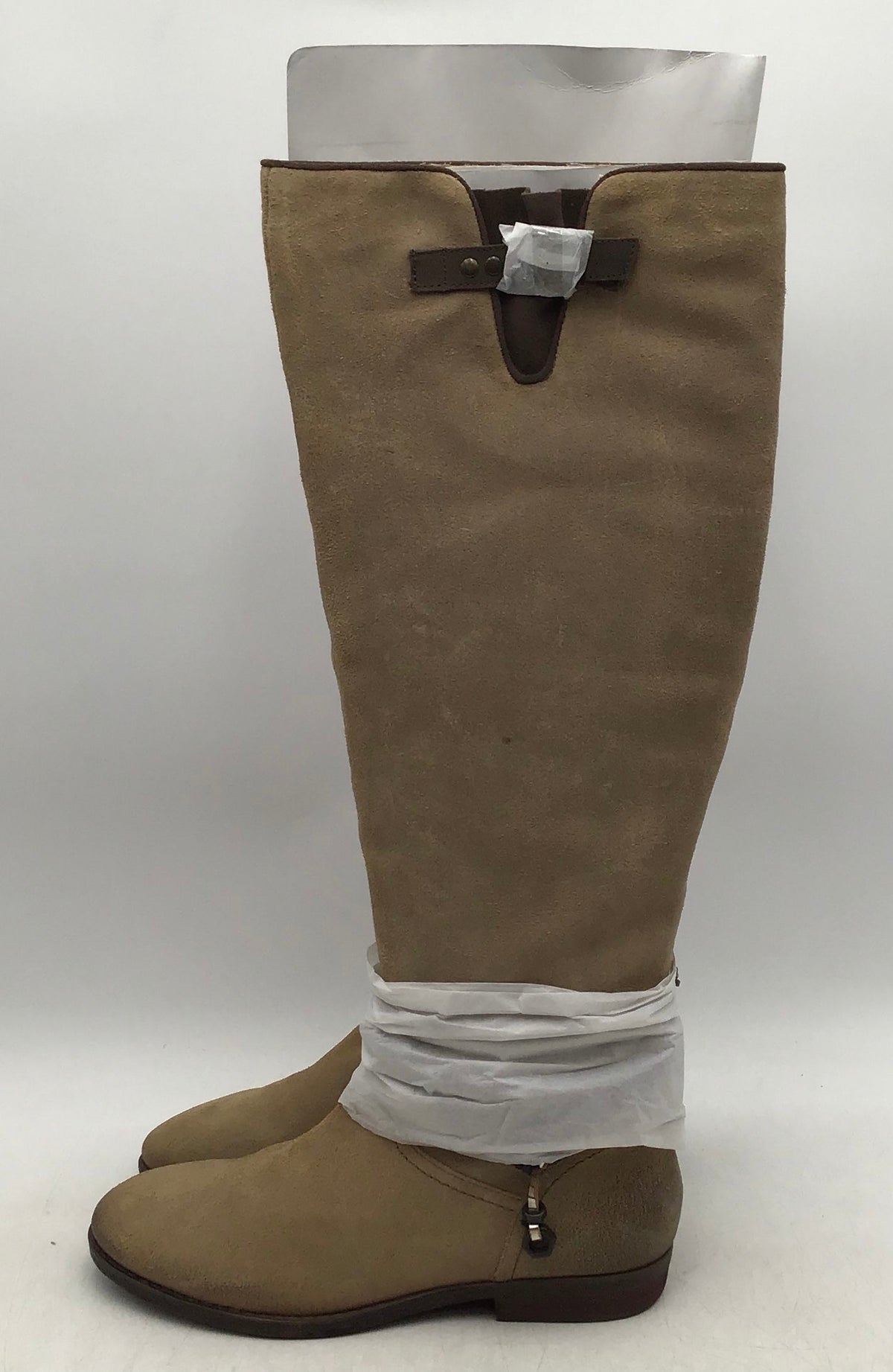 NIB OTBT Women&#39;s Trout Creek Beige Leather Round Toe Riding Boots - Size 8M