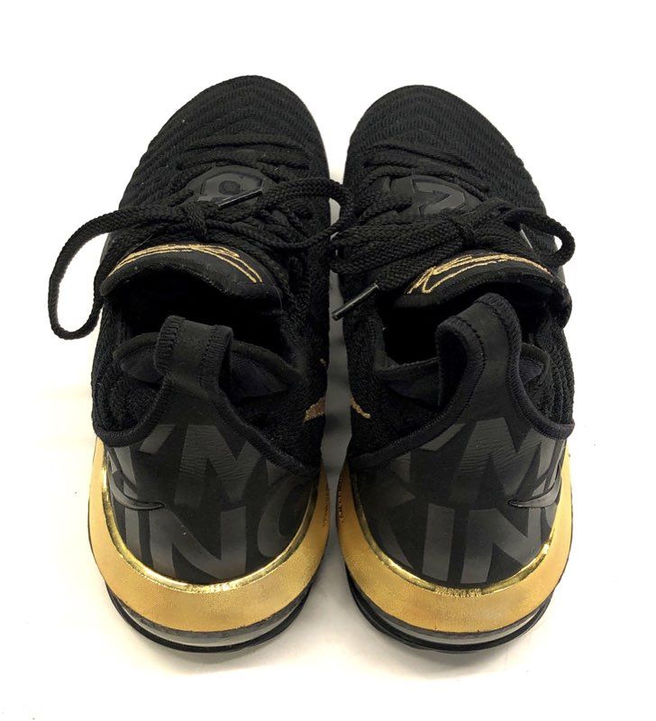 Nike LeBron 16 King Black Metallic Gold Basketball Shoes Size 8.5