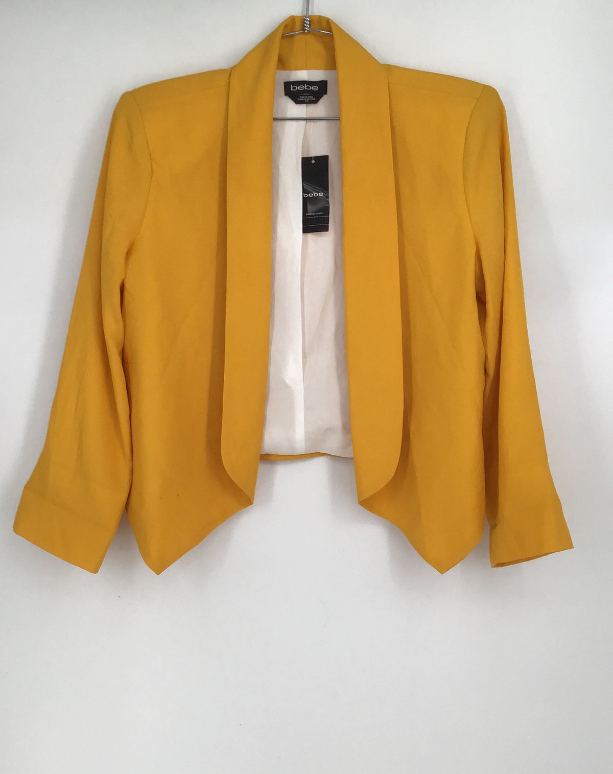 NWT Bebe Women&#39;s Yellow 3/4 Sleeve Shawl Collar Cropped Jacket - Size Small