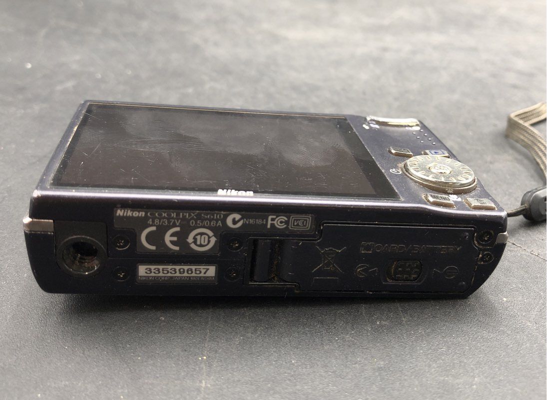 Nikon Coolpix S610 4X Optical Zoom Digital Camera