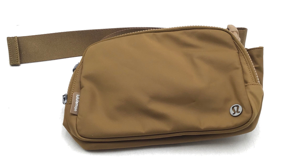 Lululemon Women&#39;s Khaki Adjustable Strap Fanny Pack Bag - One Size