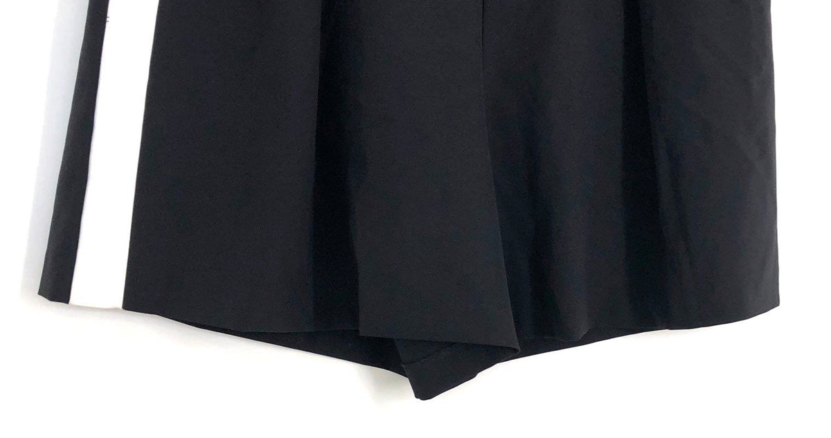 New York & Company Women's Black Shorts White Side Stripe Back Zip NWT Sz XL