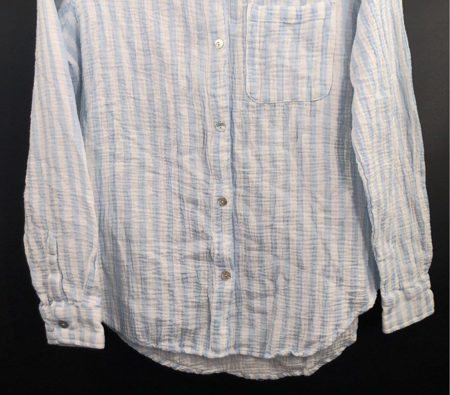 EVERY Women's Blue White Striped Crinkle Cotton Gauze Button Up Shirt Sz M