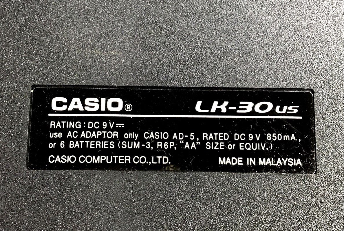 Casio LK-30 Portable Keyboard 61 Keys Key Lighting System 100 Tones Rhythms