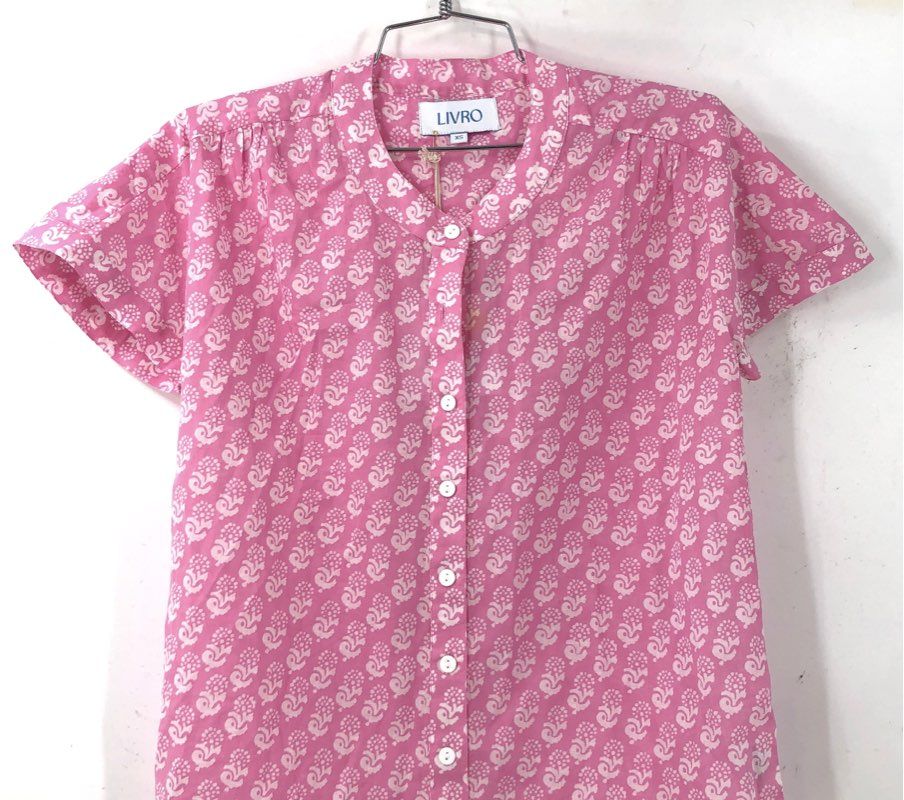 NWT Livro Women's Pink Floral Cotton Button-Up Shirt - Size XS
