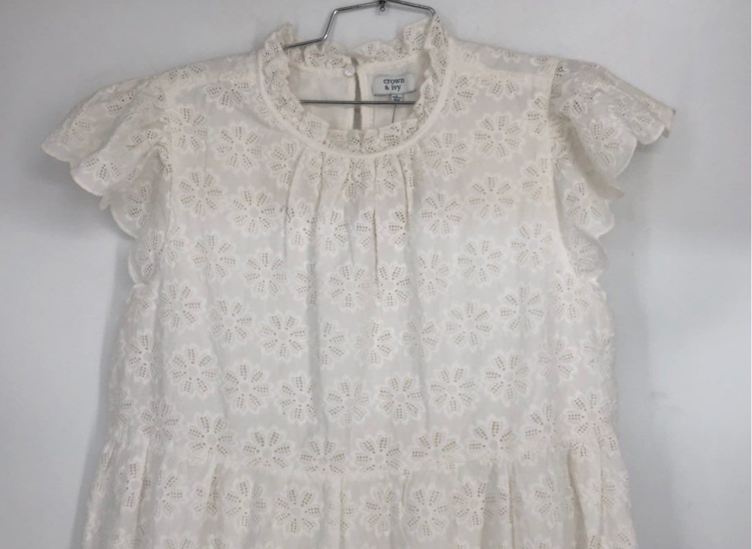 NWT Crown &amp; Ivy Women&#39;s White Eyelet Fit &amp; Flare Dress - Size Large