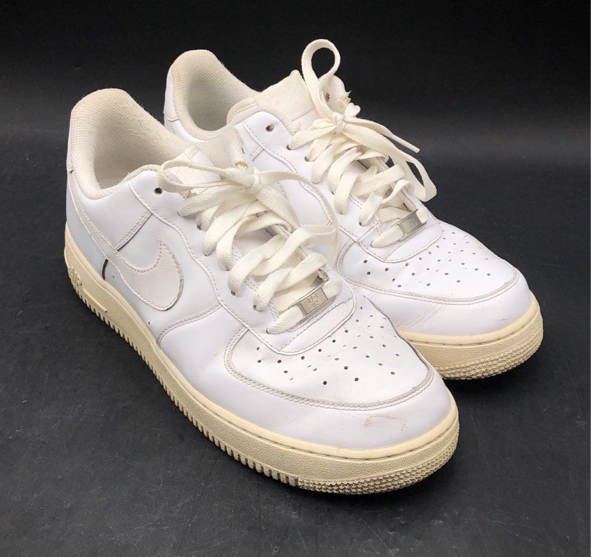 Nike Air Force 1 Low 07 Triple White Leather Sneakers Size 10.5