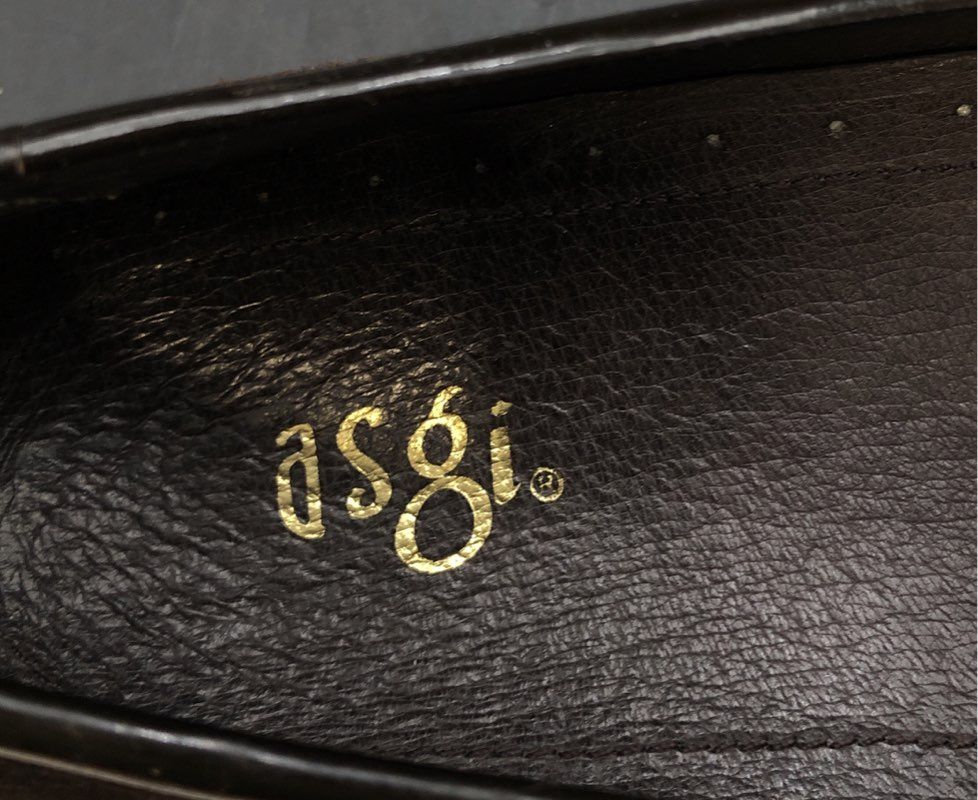 Asgi Women's Brown Loafer Flats