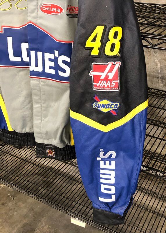 Vintage Chase Authentics NASCAR Jimmie Johnson Men's Pit Crew Jacket - Size XL