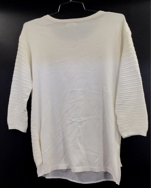 Trouve Women's White Textured Chevron Layered Hem Sweater Top Size S