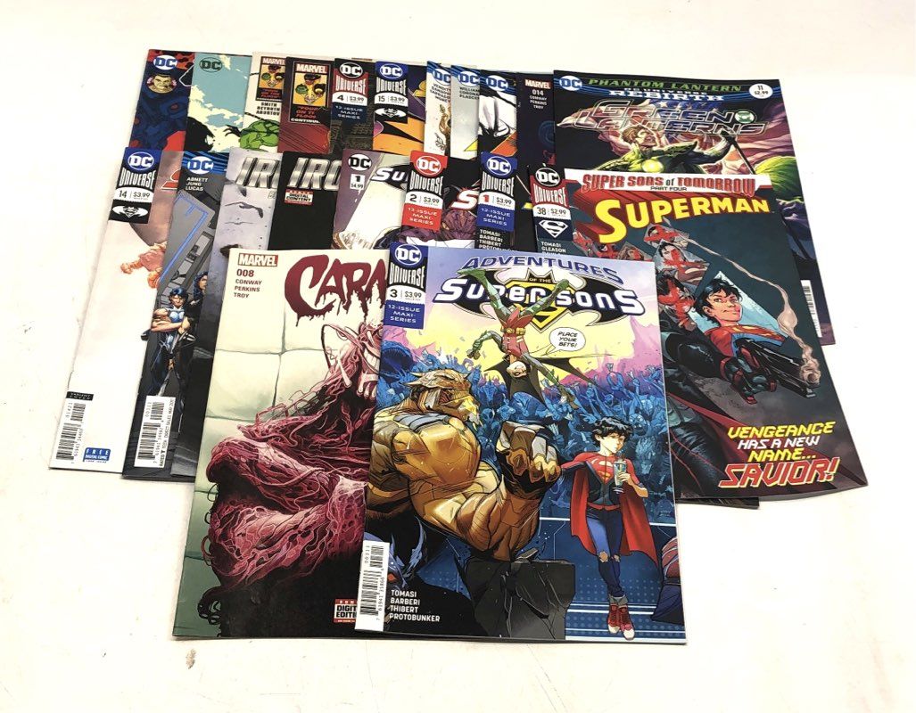 Marvel & DC Comic Book Lot Modern Age Superhero Rebirth Series 33 Comics